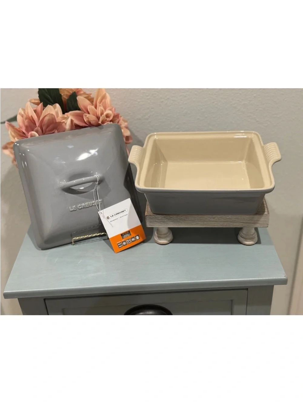 Le Creuset French Grey/Mist Gray 23cm Square Heritage Dish With Lid 9